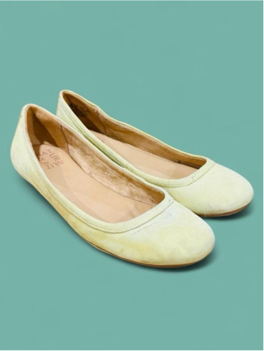 Naturalizer Women’s Brittany Yellow Suede Flats, Size 8.5 M